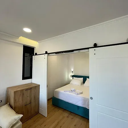 Azzurre Premium Sarandë